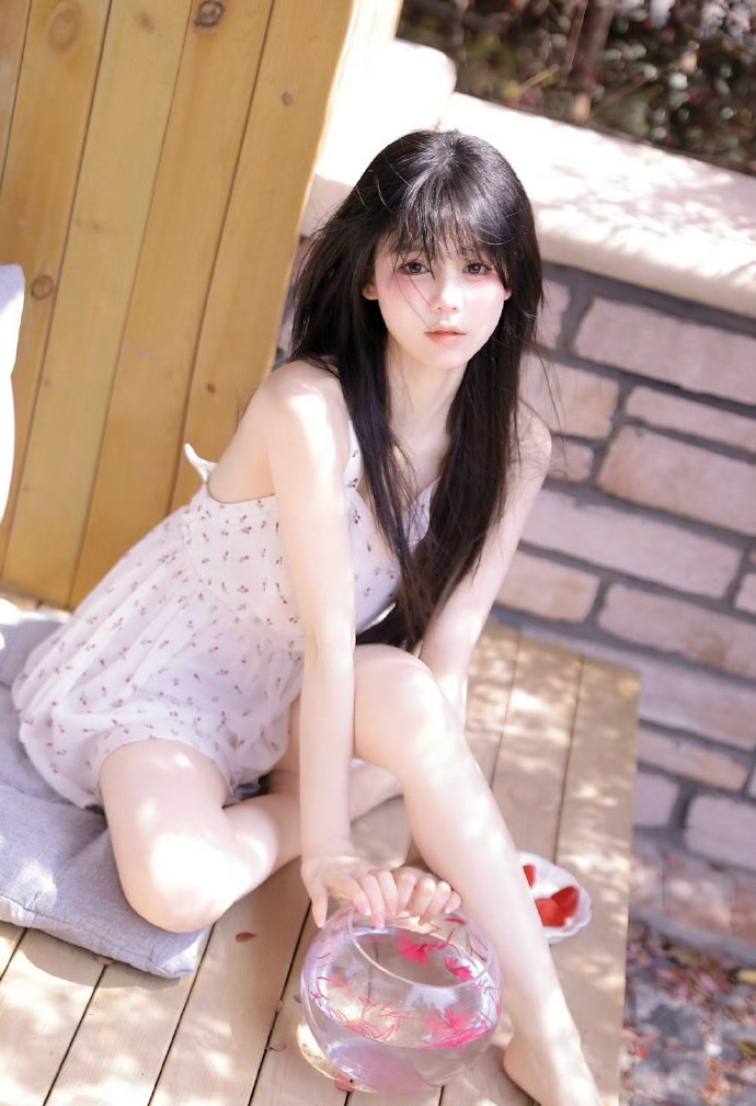 儿戏 海报
